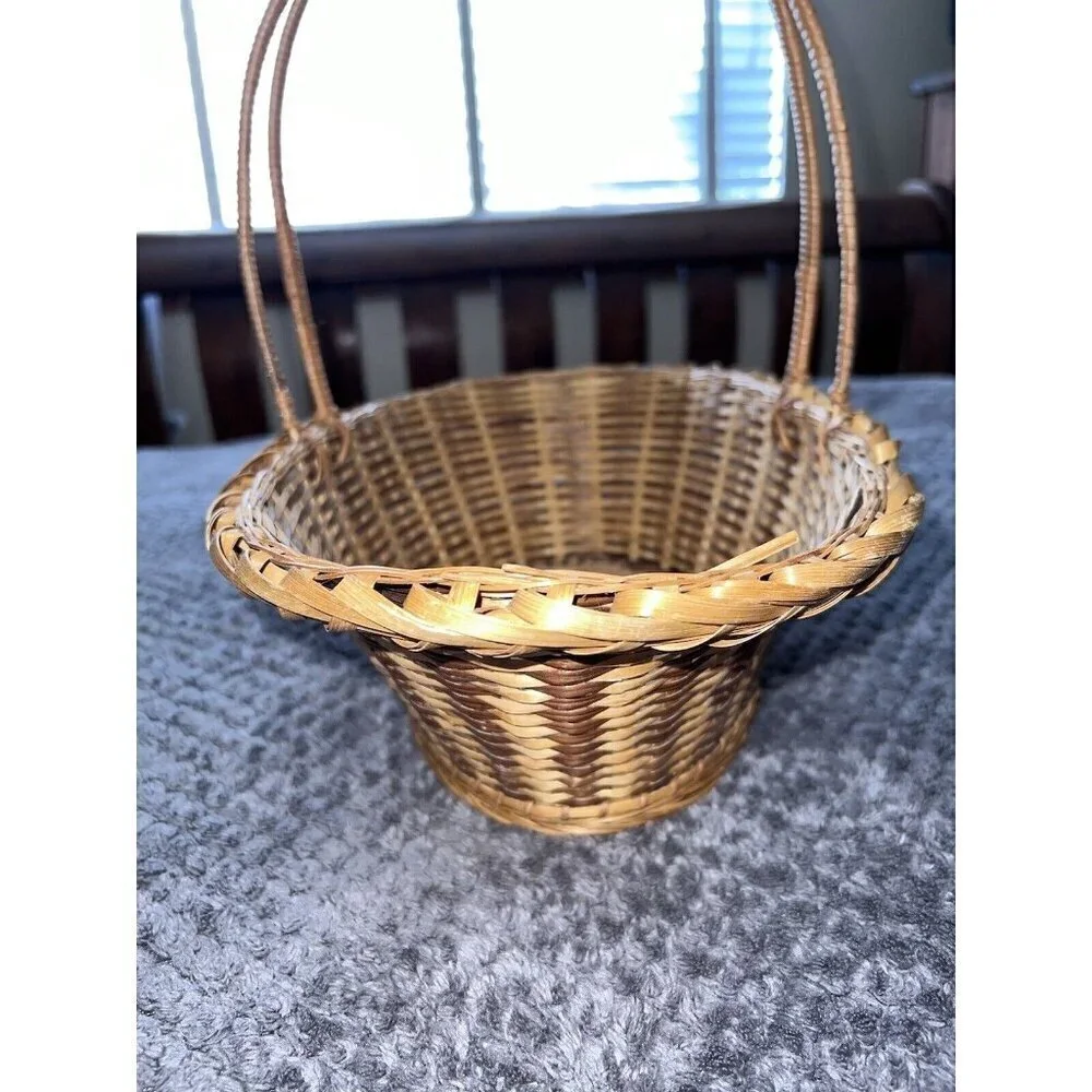 Vintage Wicker 15